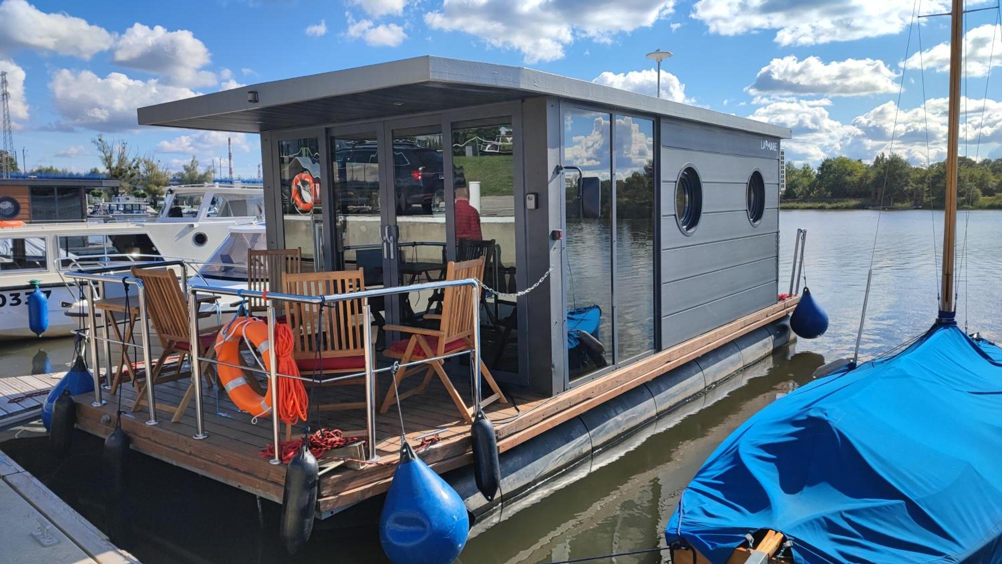 Apartamento Houseboat Water Boy apartament pływający dom na wodzie łódź Breslavia Exterior foto