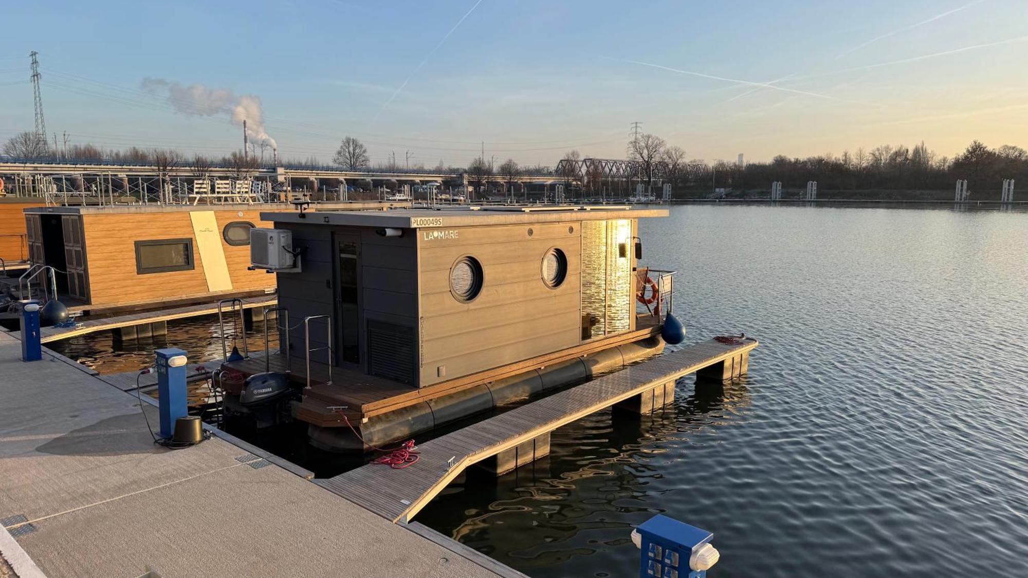 Apartamento Houseboat Water Boy apartament pływający dom na wodzie łódź Breslavia Exterior foto